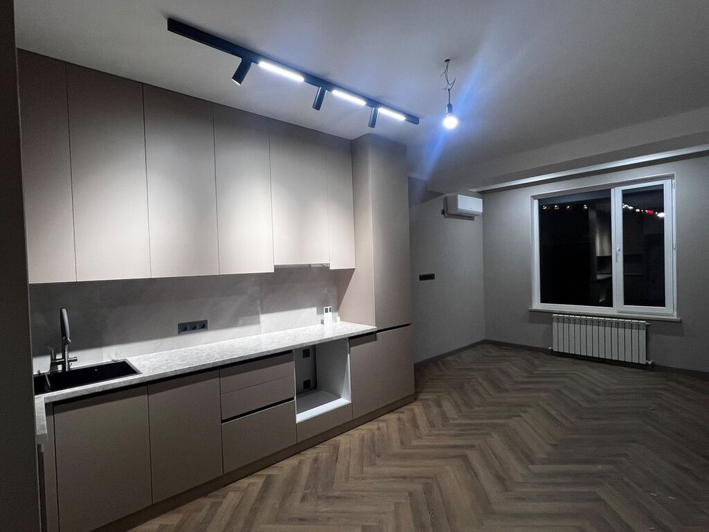 Студия, 48 м², ул. Горького / Алматинка 10 этаж, Свежий ремонт: фото 6
