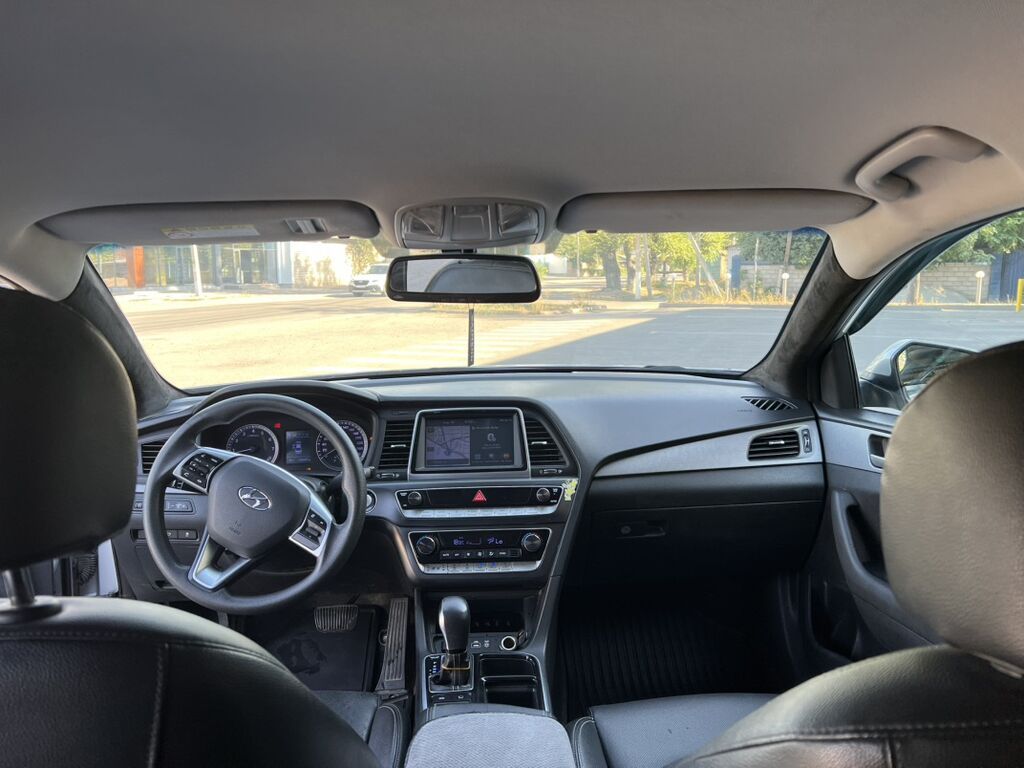 Hyundai Sonata: 2019 г., 2 л, Автомат, Газ, Седан: фото 3