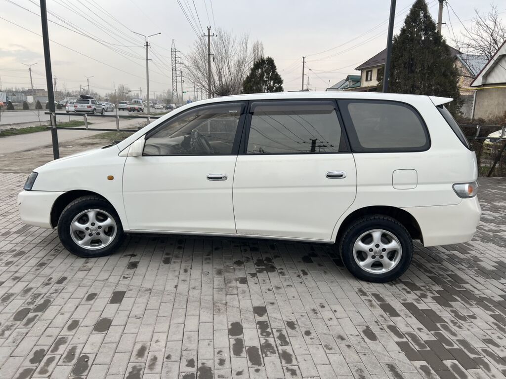 Toyota Gaia: 1999 г., 2 л, Автомат, Бензин, Минивэн: фото 4