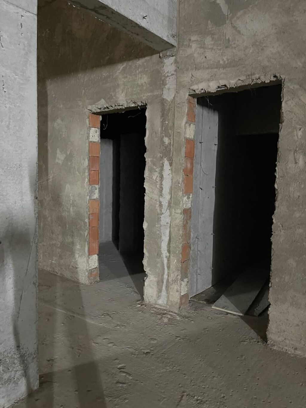 İcarəyə verilir: Yeni tikili binanın altındakı