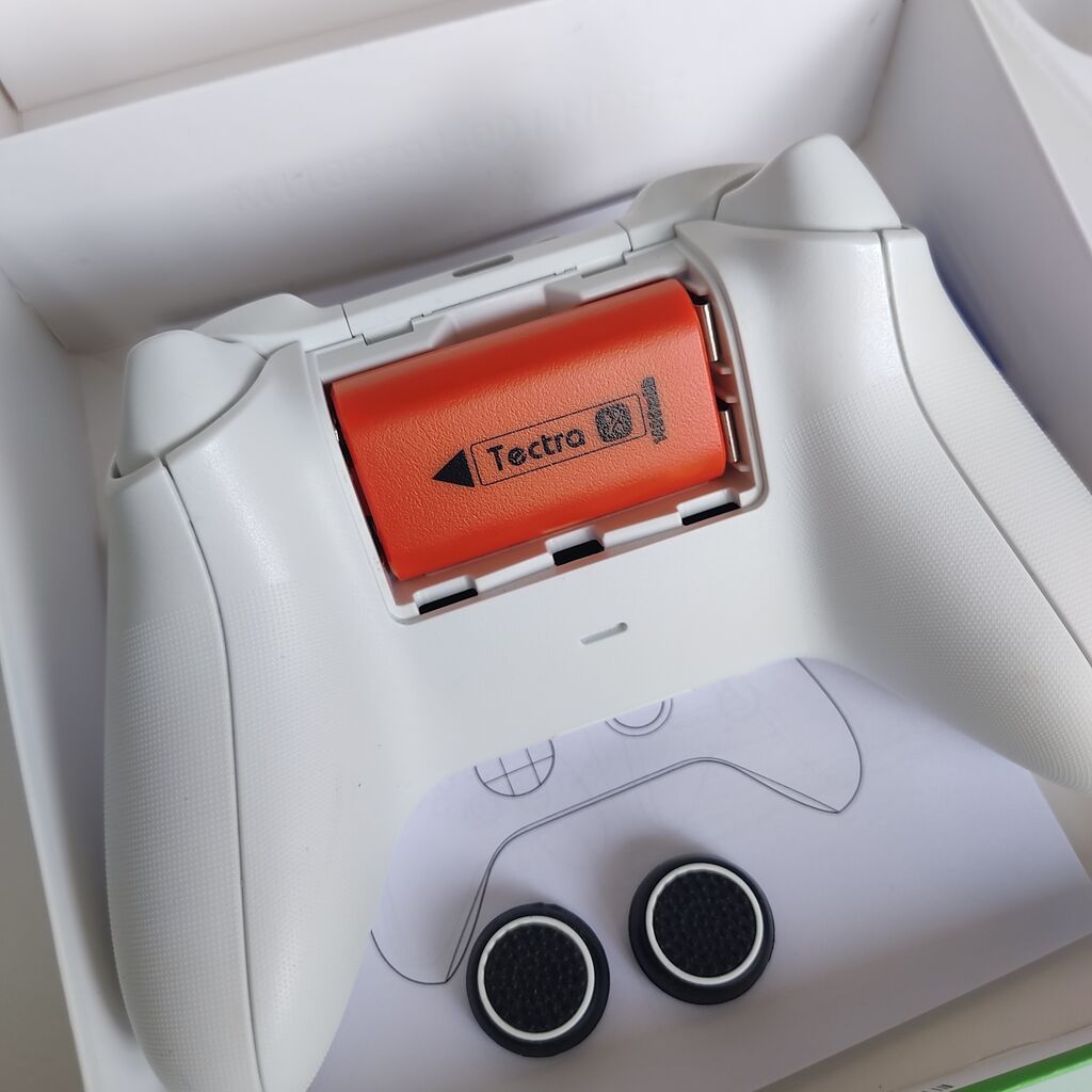Xbox Series X / S Controller (Robot White) + аккумулятор и бонусы: фото 4