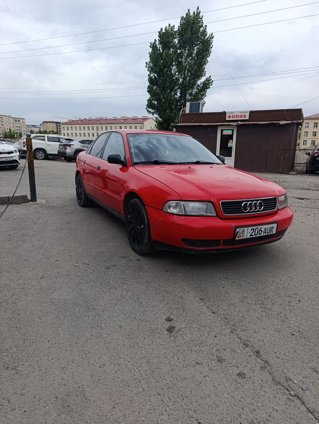 Audi A4: 1997 г., 1.6 л, Механика, Седан: фото 8