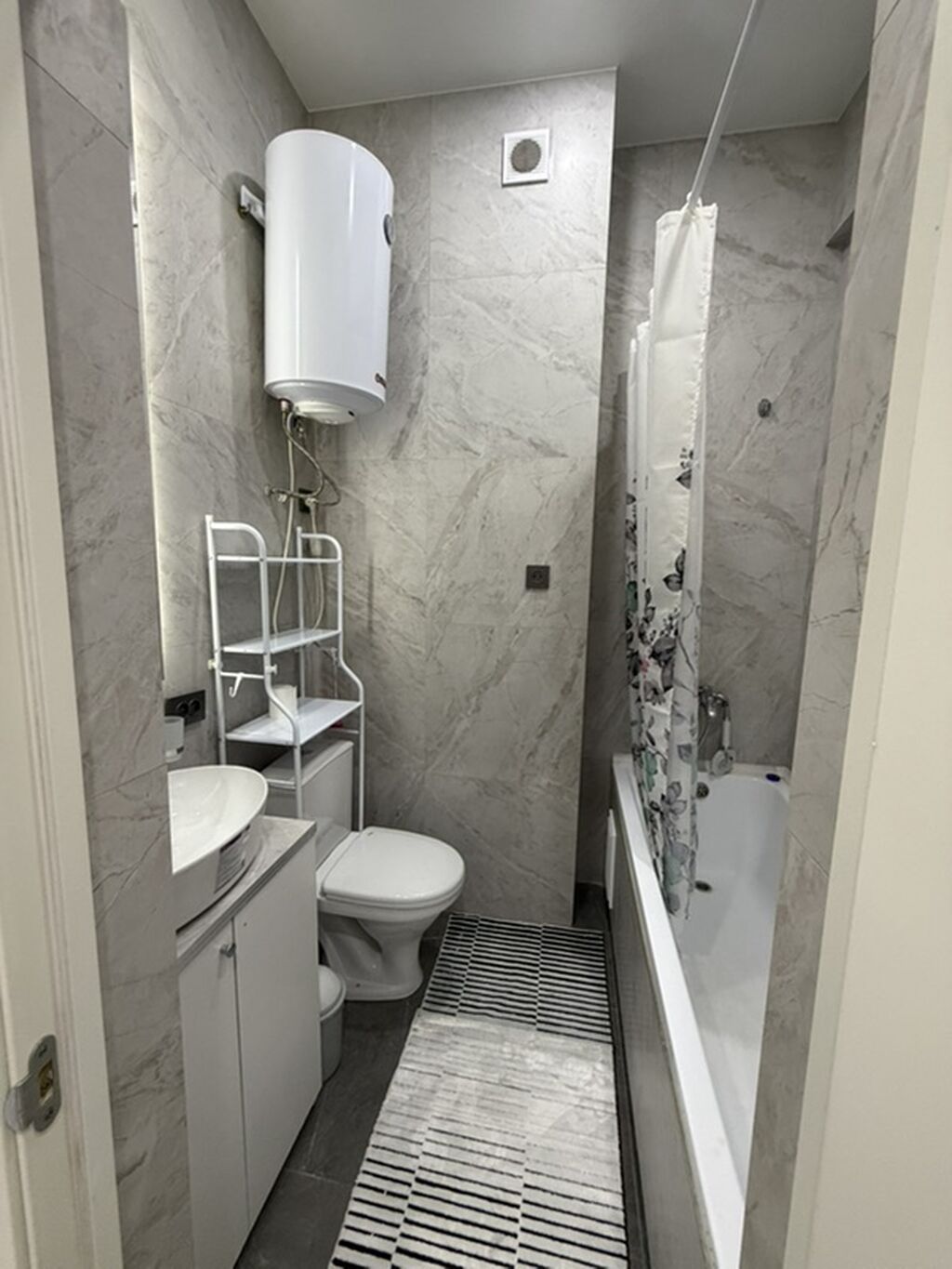 Продается 1-комнатная квартира, 40 м², Асанбай, ЖК Арт Сити: фото 4