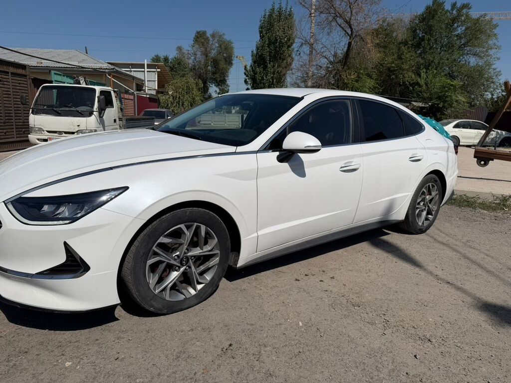 Hyundai Sonata: 2019 г., 2 л, Автомат, Бензин, Седан: фото 3