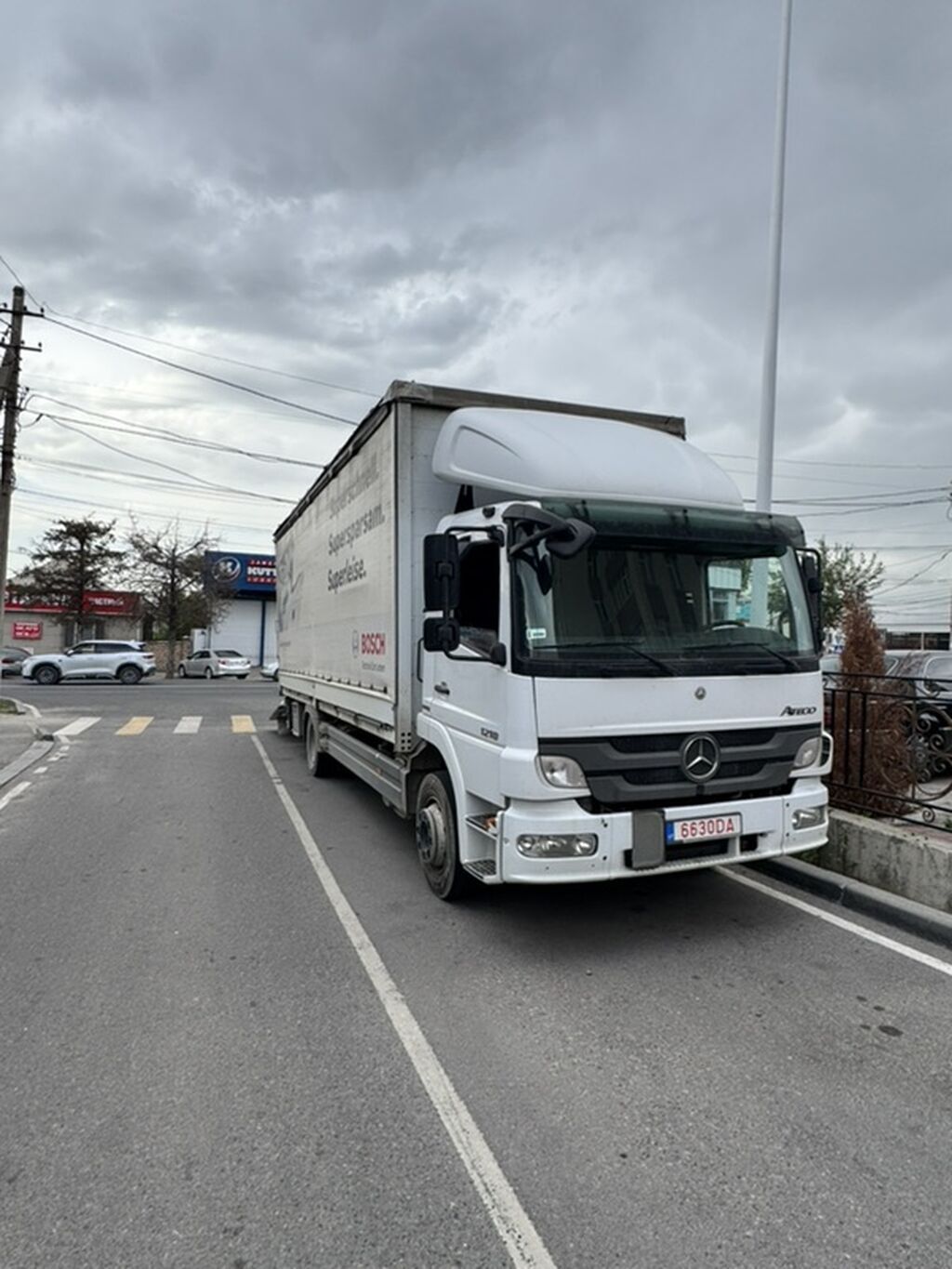 Грузоперевозки на тентованном Mercedes‑Benz Atego - Тип кузова: фото 2