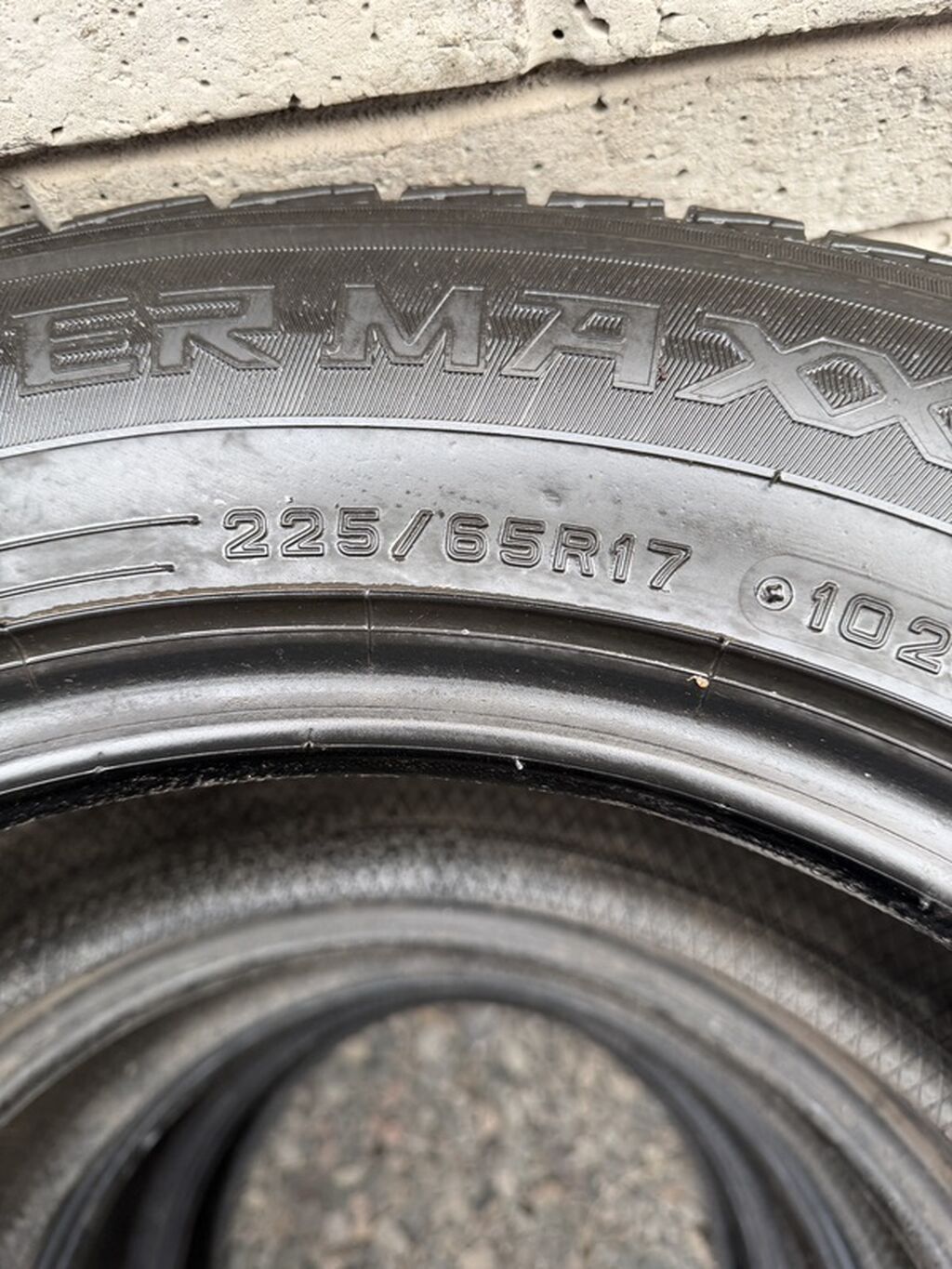 Комплект зимних шин Dunlop Winter Maxx SJ8 - Размер: 225/65 R17 -: фото 2