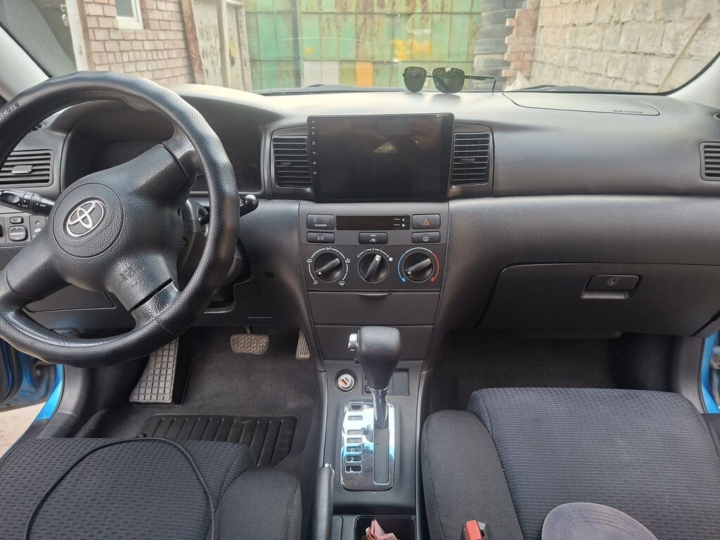 Toyota Corolla: 2006 г., 1.8 л, Автомат, Бензин, Хэтчбэк: фото 6
