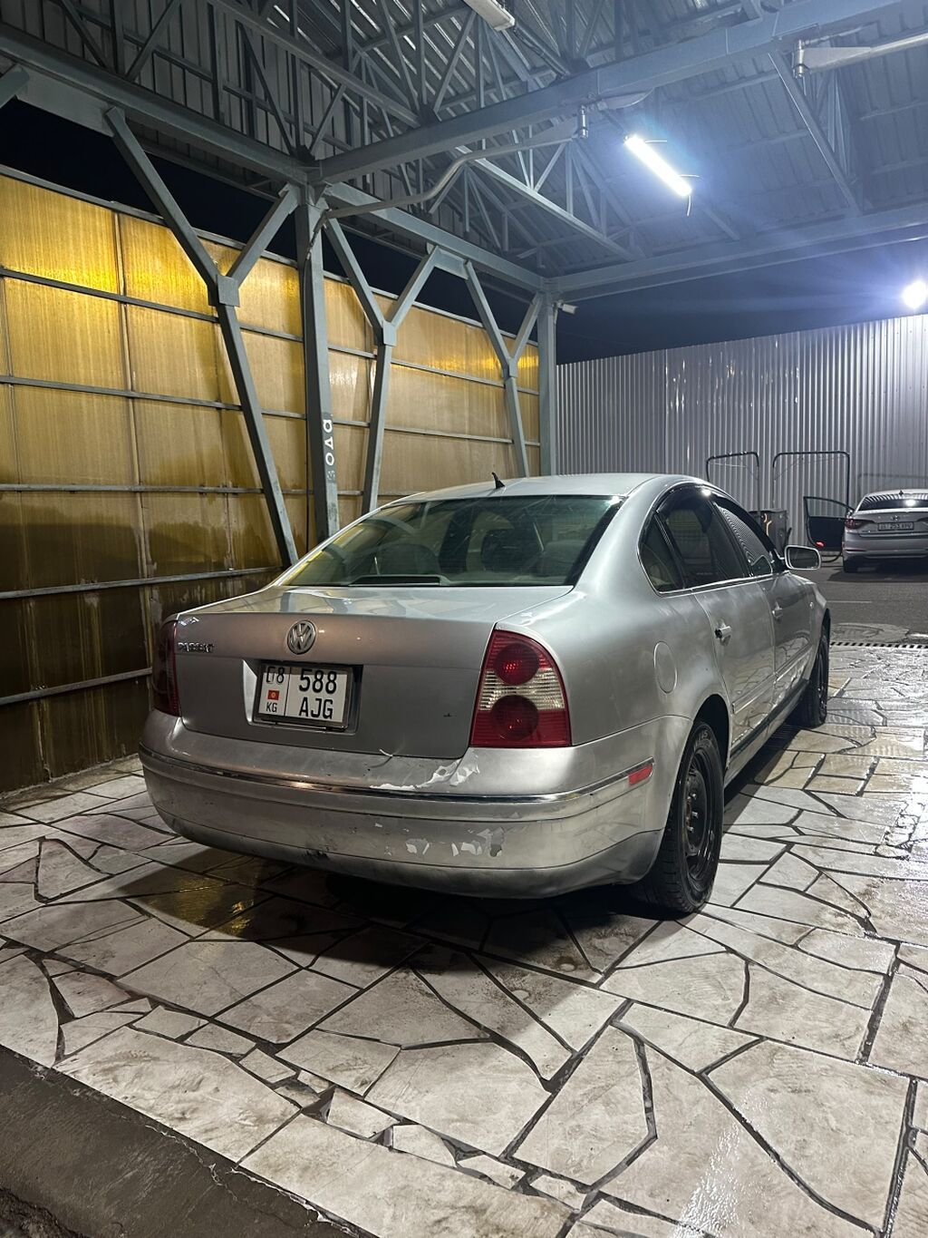 Volkswagen Passat: 2001 г., 1.8 л, Автомат, Бензин, Седан: фото 4