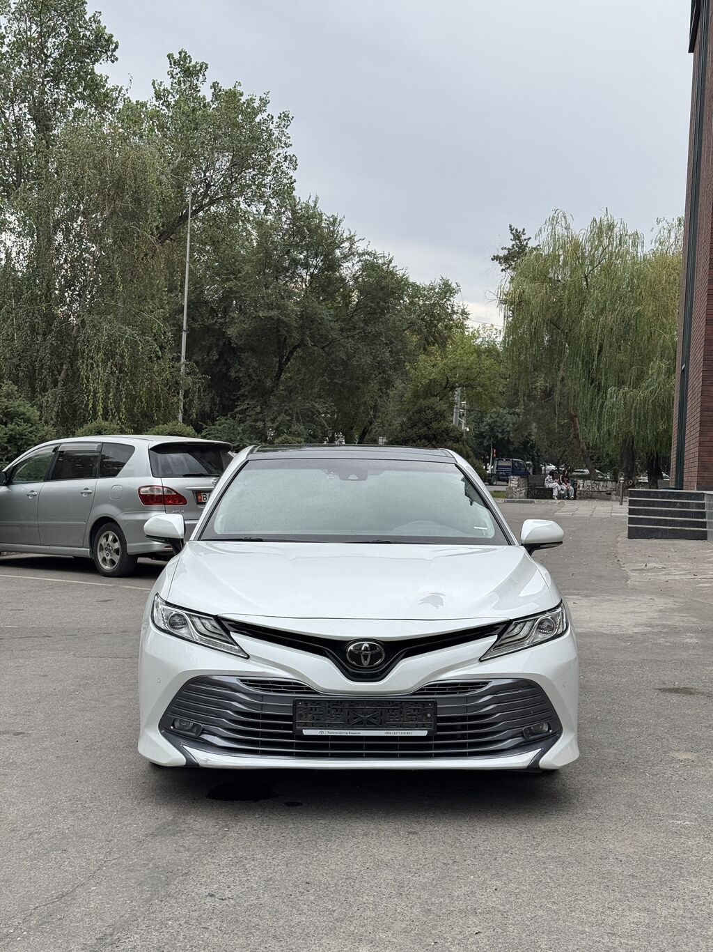 Toyota Camry: 2018 г., 2.5 л, Автомат, Бензин, Седан: фото 2