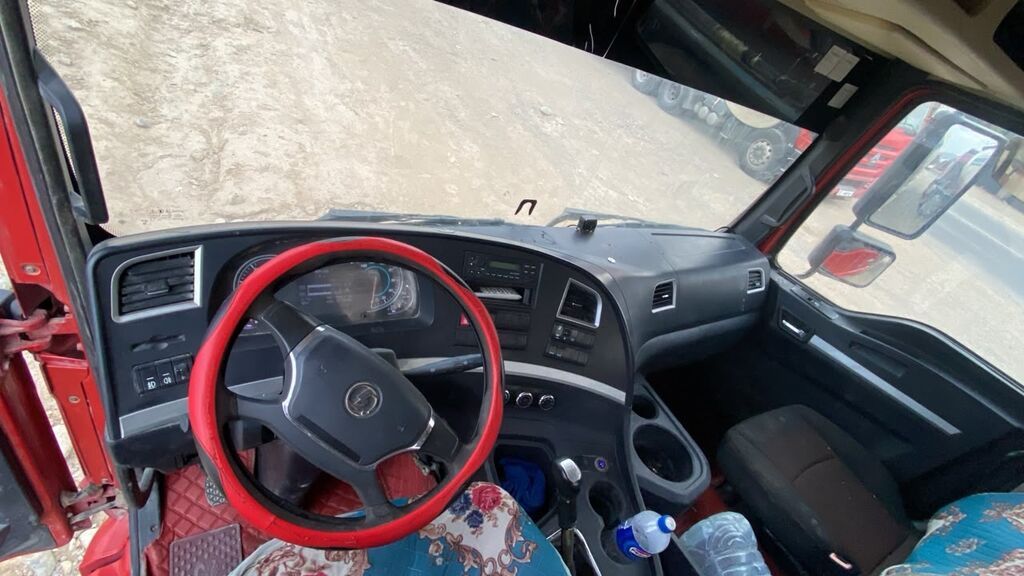 Тягач, Shacman, Без прицепа: фото 2