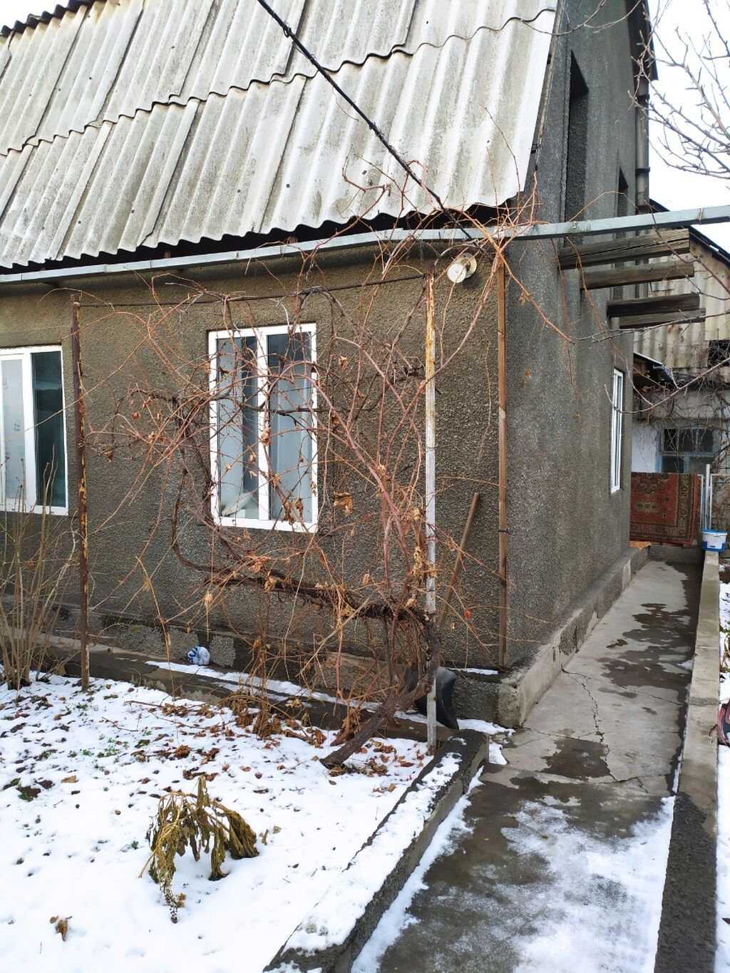 Продаем полдома в районе Азия Молл по Алтымышева в доме 5 комнат: фото 2