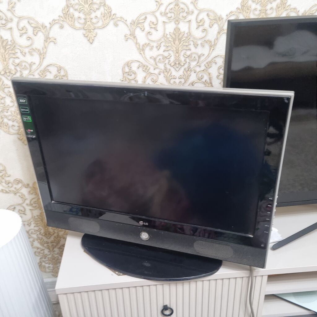 Телевизор LG, Б/У, рабочий Цена: всего 3500 сом Хорошее состояние: фото 2