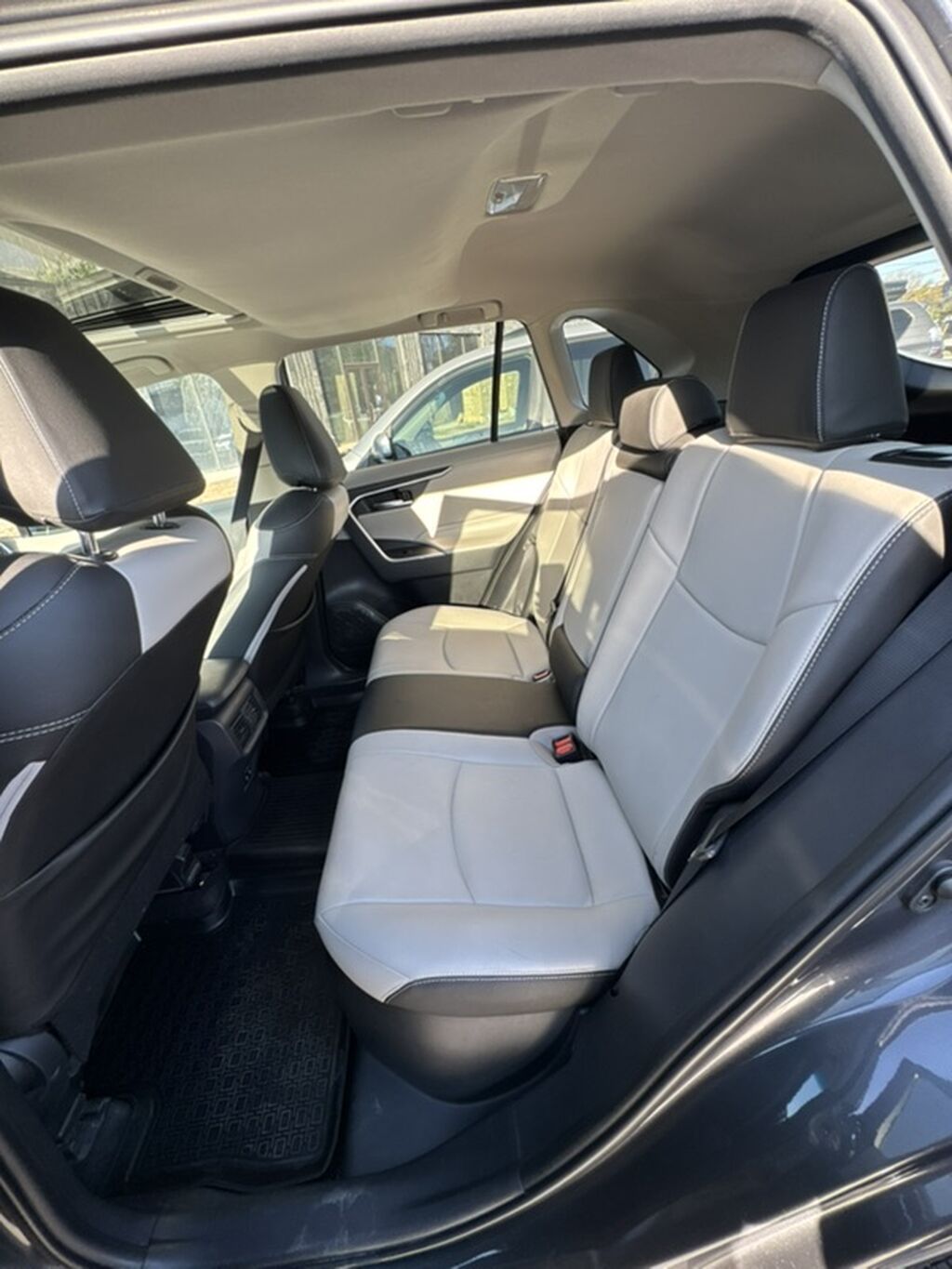 Toyota RAV4: 2019 г., 2.5 л, Вариатор, Гибрид, Кроссовер: фото 5