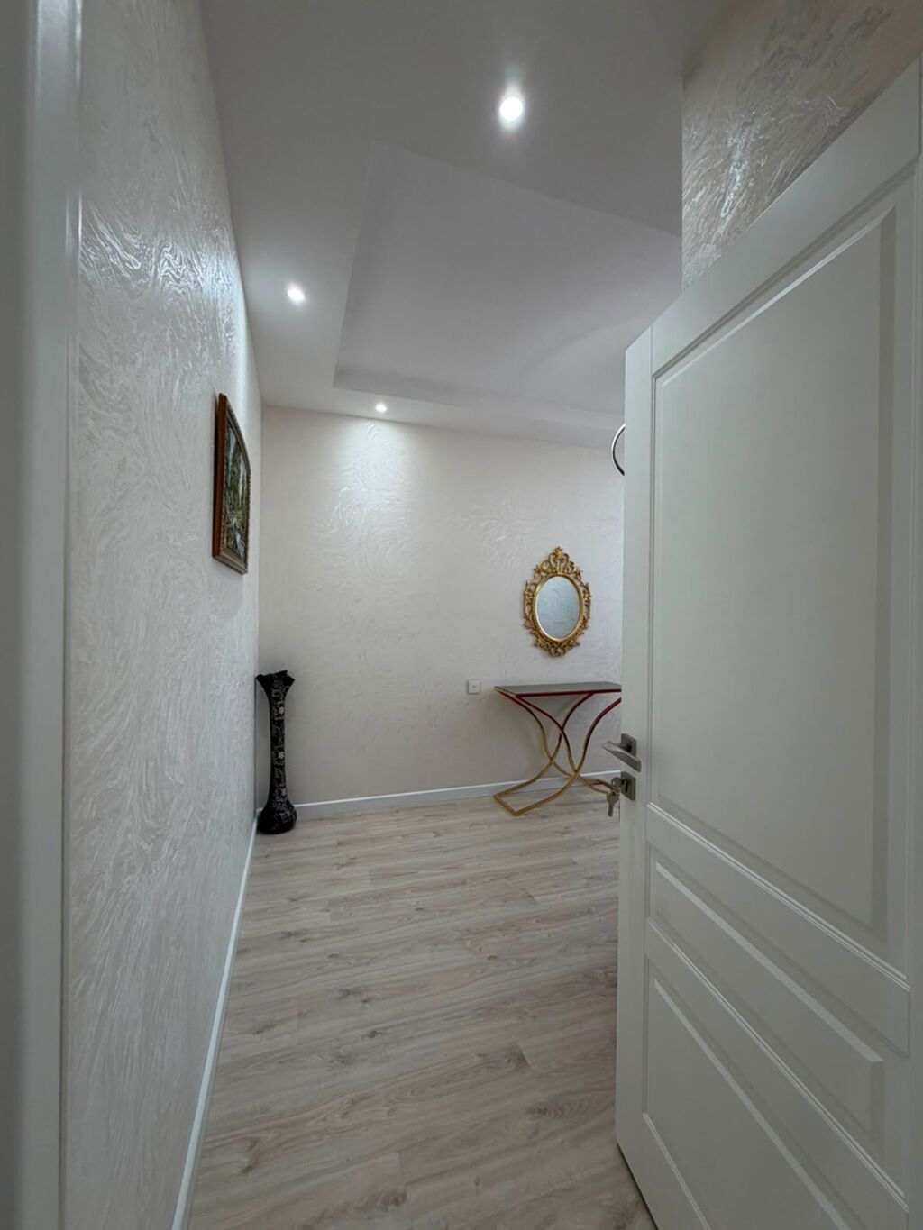 3 otaqlı, Yeni tikili, m. Həzi Aslanov, 86 kv. m