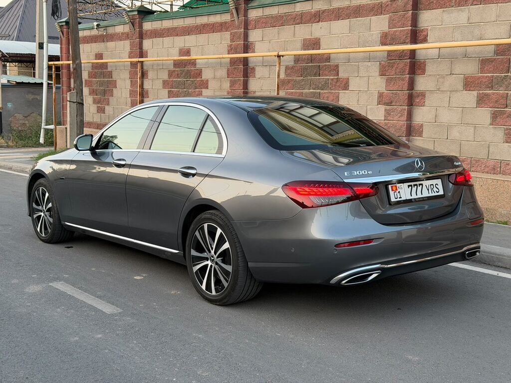 Mercedes-Benz E-Class: 2020 г., 2 л, Автомат, Гибрид, Седан: фото 6