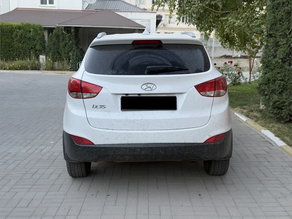Hyundai ix35: 2014 г., 2 л, Автомат, Бензин, Кроссовер: фото 2