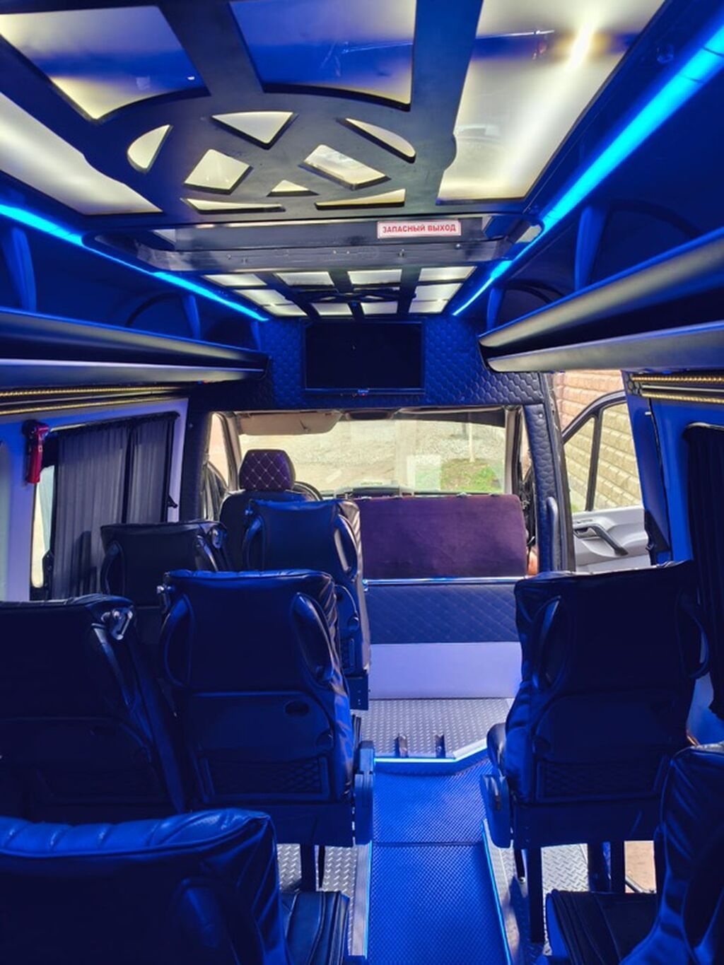 Volkswagen Crafter: 2013 г., 3.2 л, Автомат, Дизель, Фургон: фото 6