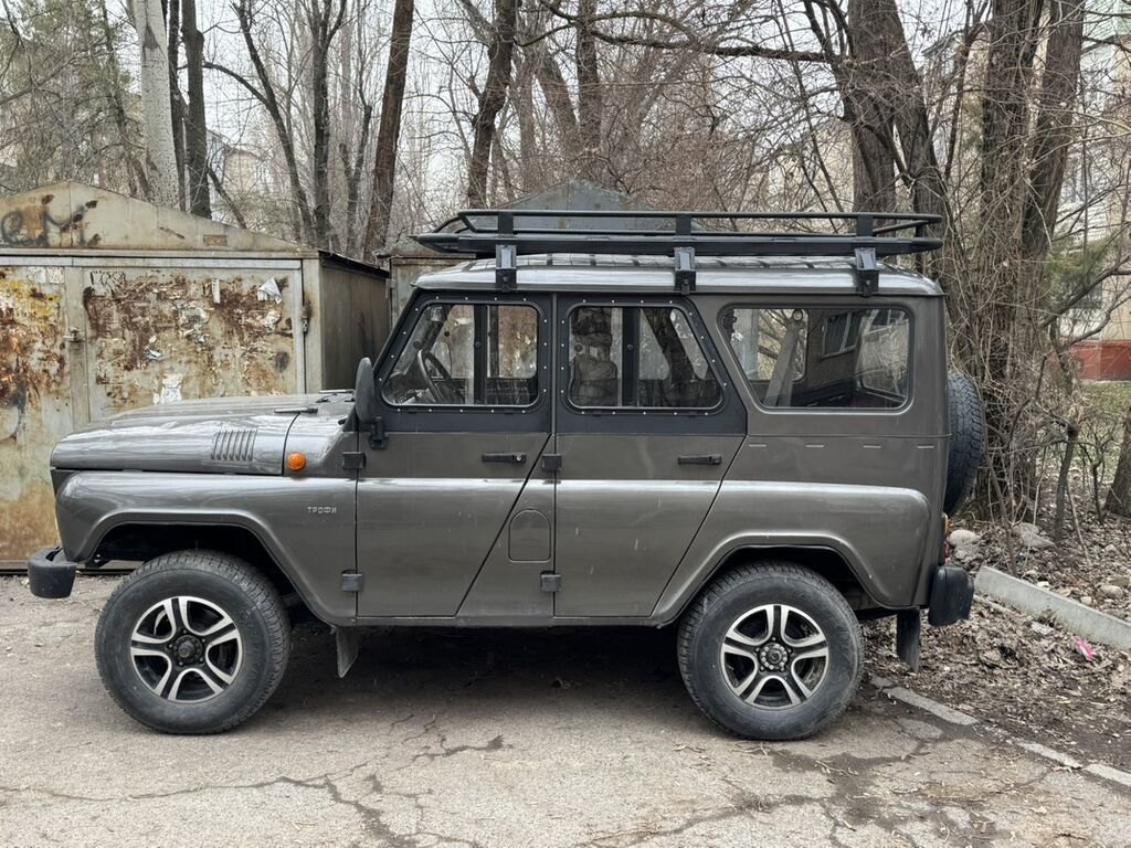 УАЗ Hunter: 2015 г., 2.5 л, Механика, Бензин, Внедорожник: фото 2