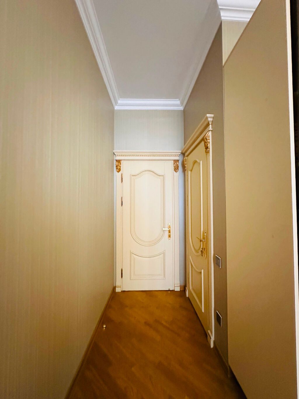 3 otaqlı, Yeni tikili, 136 kv. m