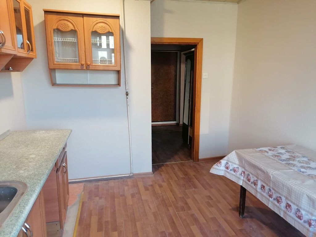2-room old-build apartment for rent in Qaraçuxur, 60 m², 400 AZN/mo, photo 5 / 6