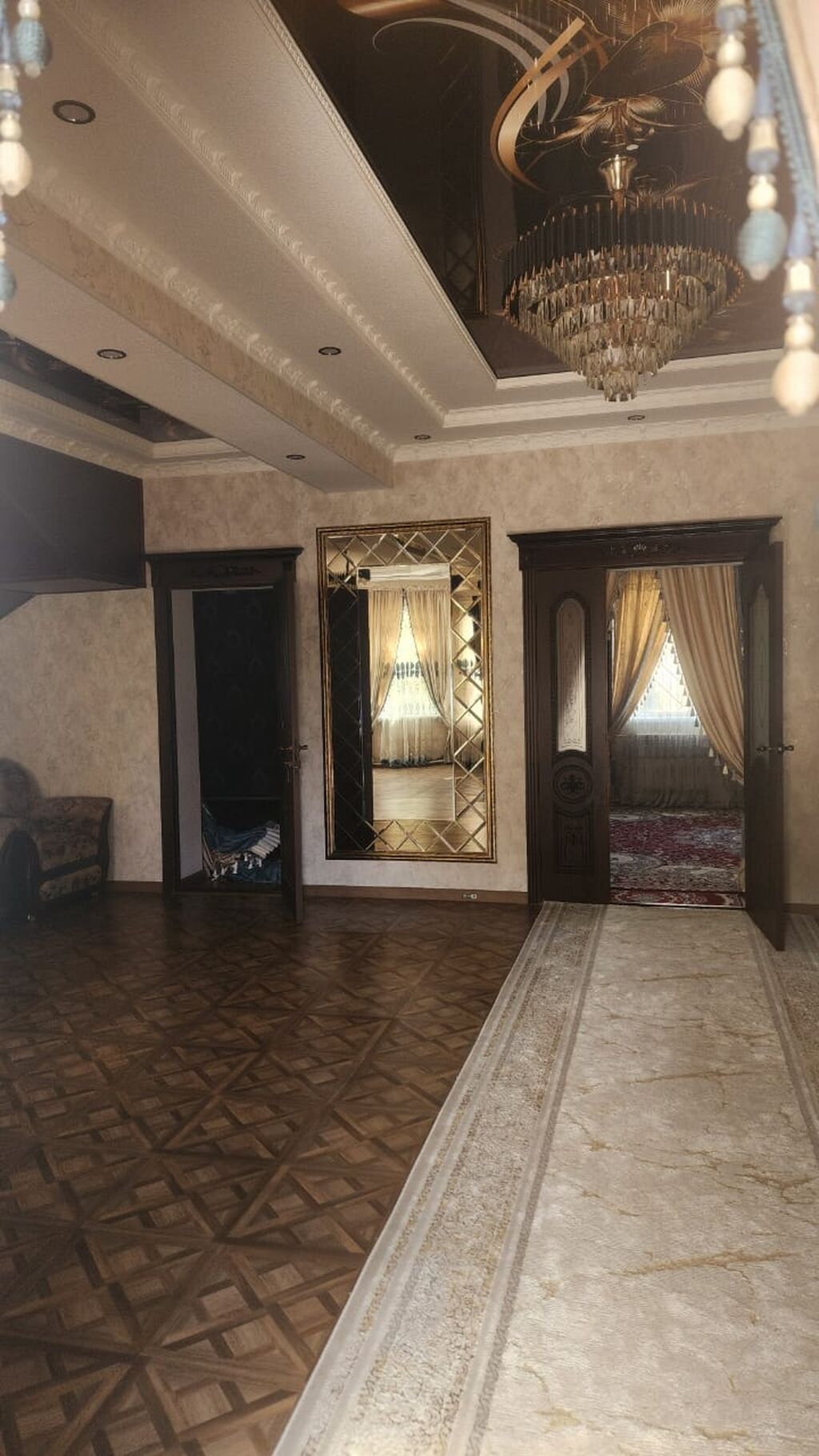 Сдаётся просторный дом с современной отделкой и полной мебелью. -: фото 3