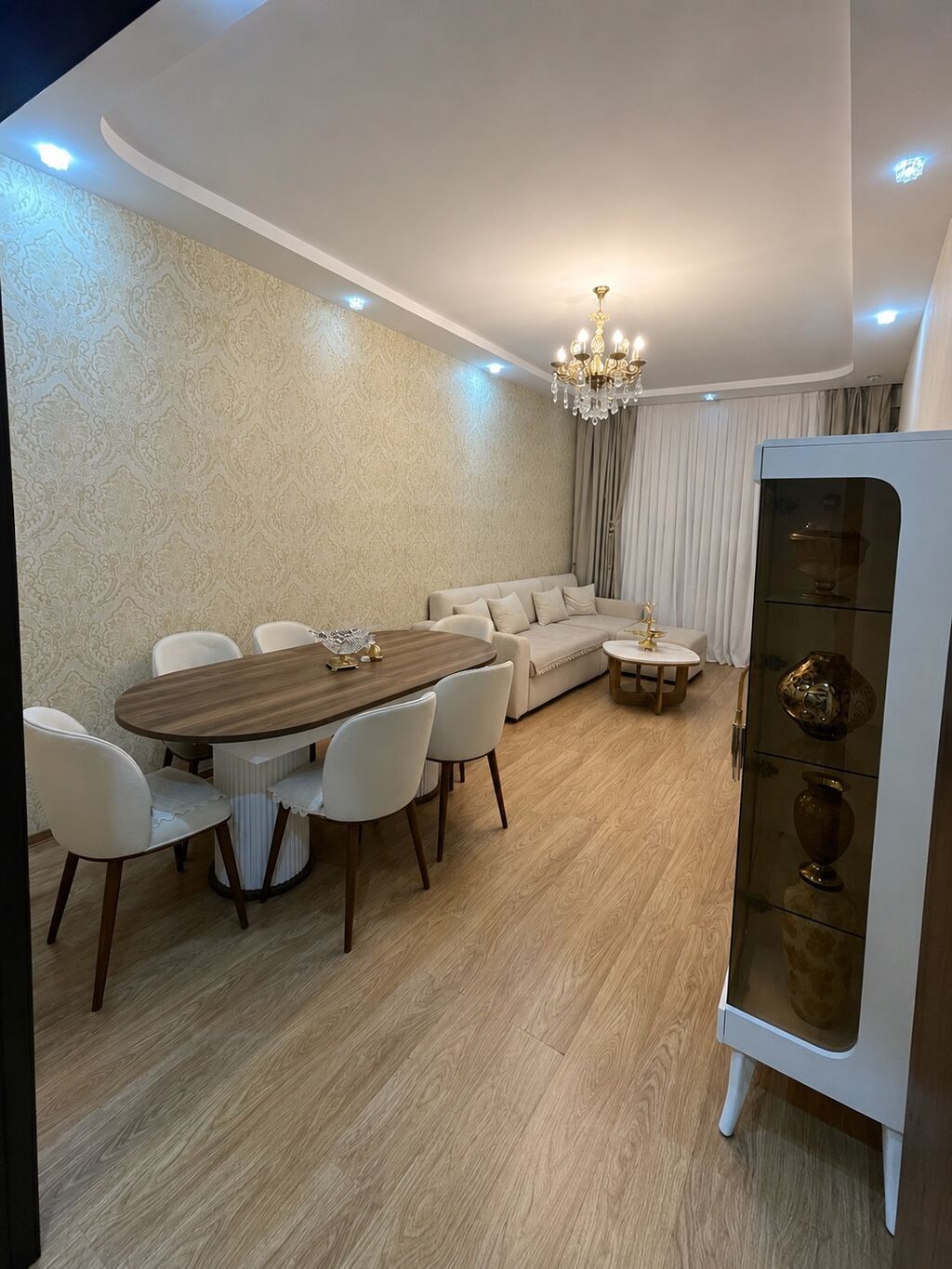 3-cü mikrorayon, 3 otaqlı, Yeni tikili, m. Memar Əcəmi, 106 kv. m