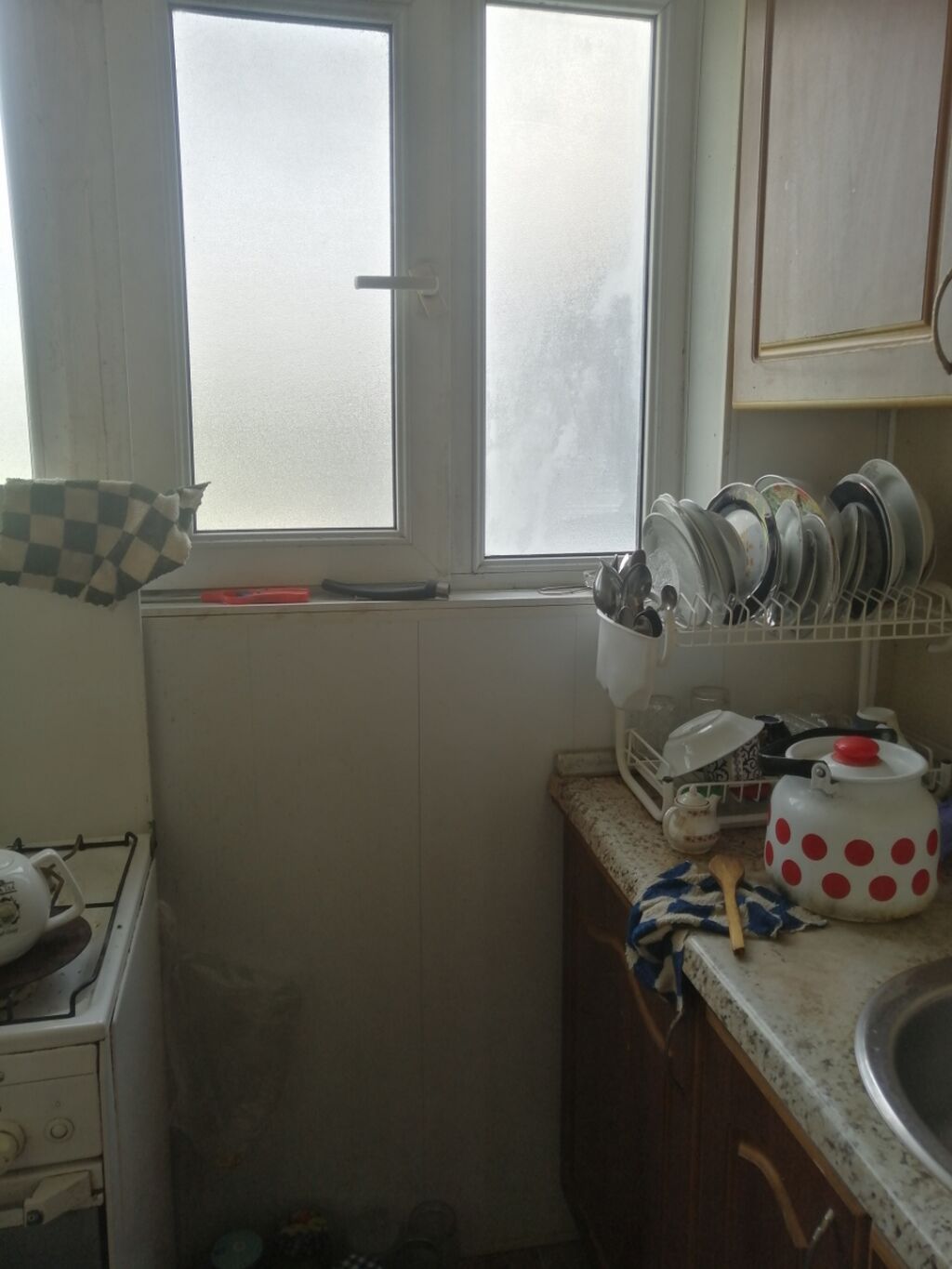 Ev satılır Təsvir:4/4 balkonlar baglidi cəmi bir qonşu var - Yataq