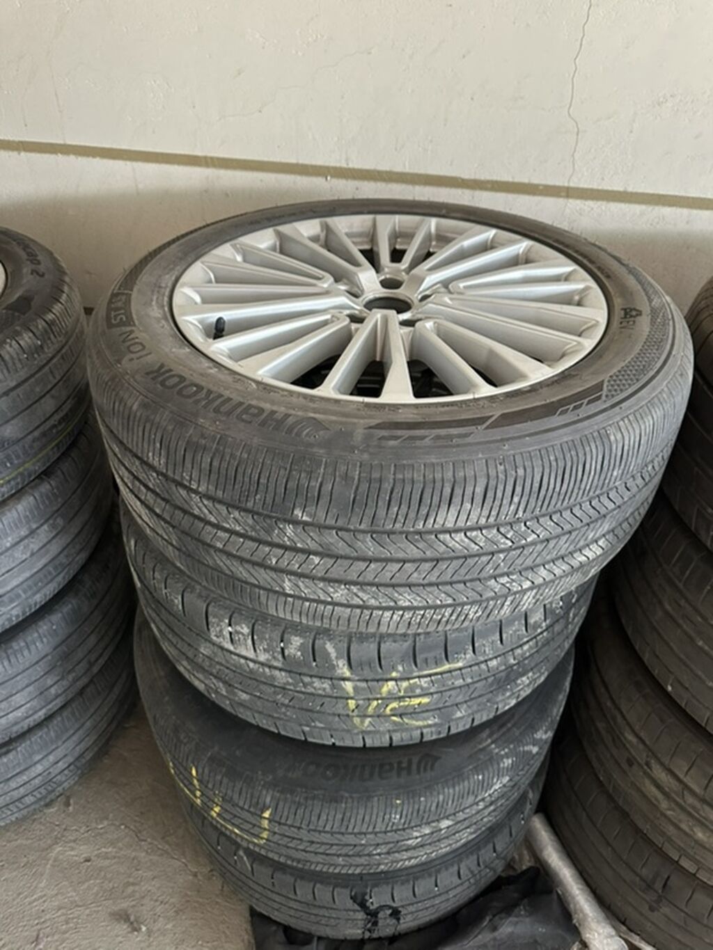 Колеса в сборе 245 / 40 / R 18, Лето, Б/у, Комплект, Легковые, Литые, отверстий - 5: фото 2