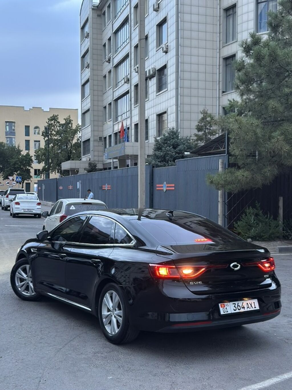 Renault SM6: 2017 г., 2 л, Автомат, Газ, Седан: фото 6
