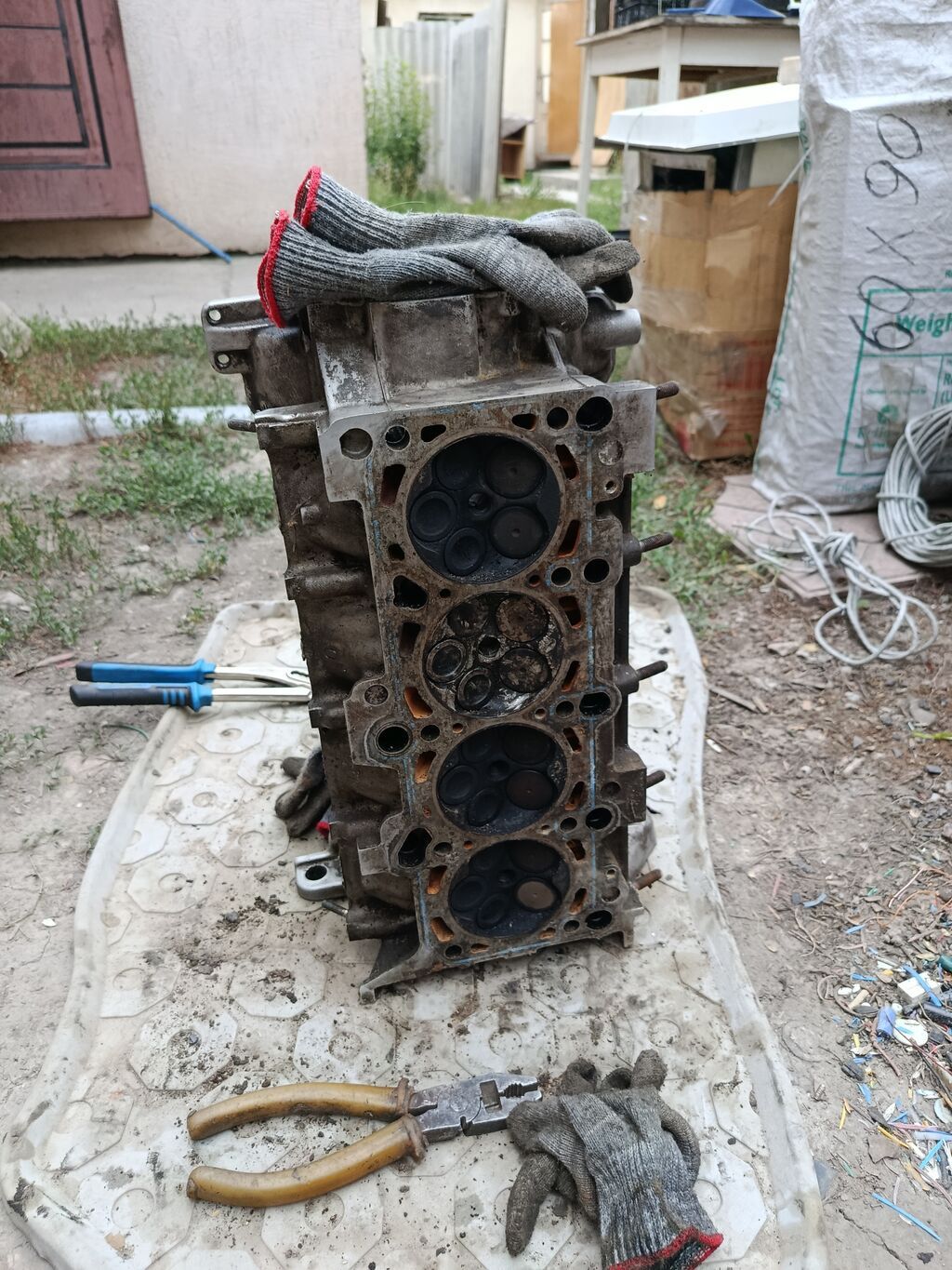 Разбор двигателя Volkswagen 2.0 8V (надпись “2.0 8V” на крышке). В: фото 2