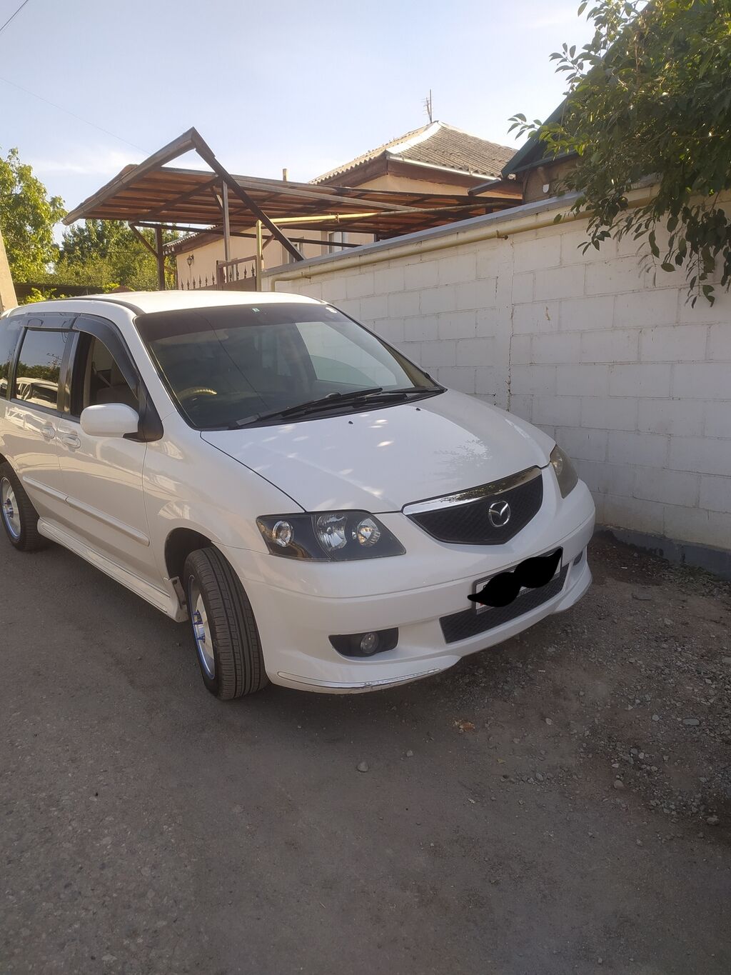 Фото Mazda MPV 5 дв. минивэн 1999 – 2002