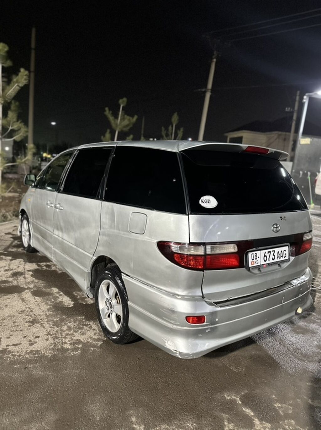 Toyota Estima