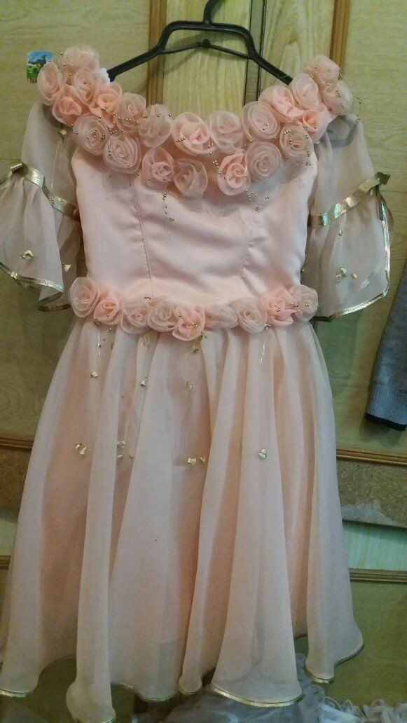 Платье детское шикарное нарядное 6-8 лет.цвет персиковый на: фото 1