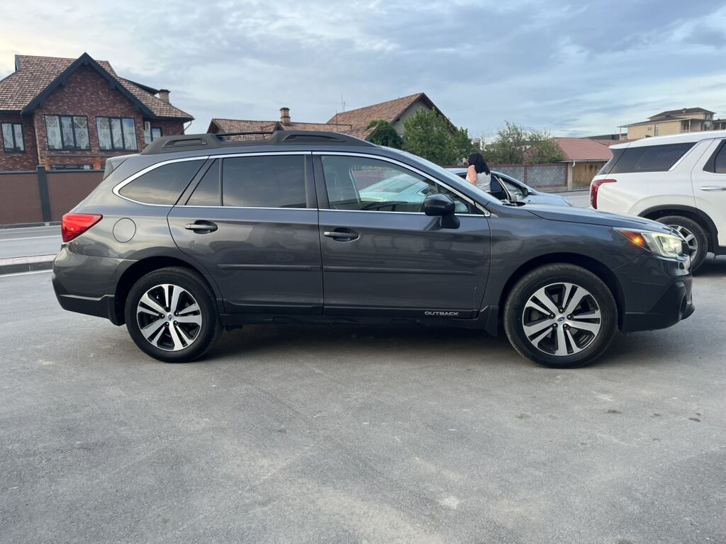 Subaru Outback: 2019 г., 2.5 л, Вариатор, Бензин, Универсал: фото 8