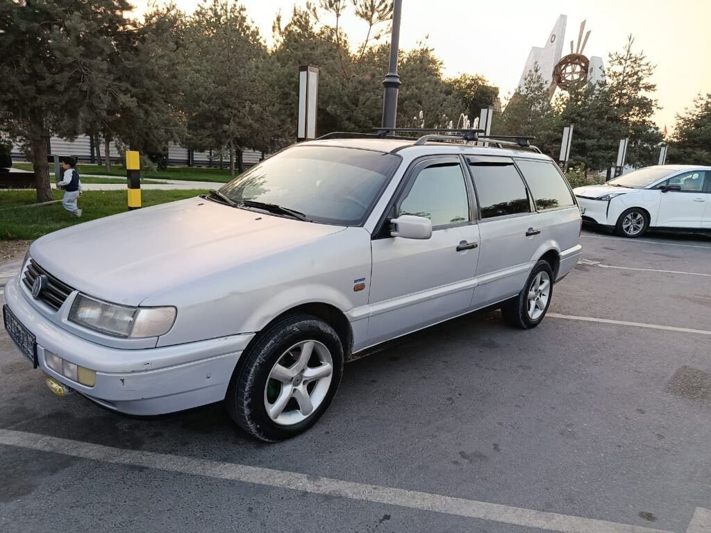 Volkswagen Passat Variant: 1996 г., 1.8 л, Механика, Бензин, Универсал: фото 2