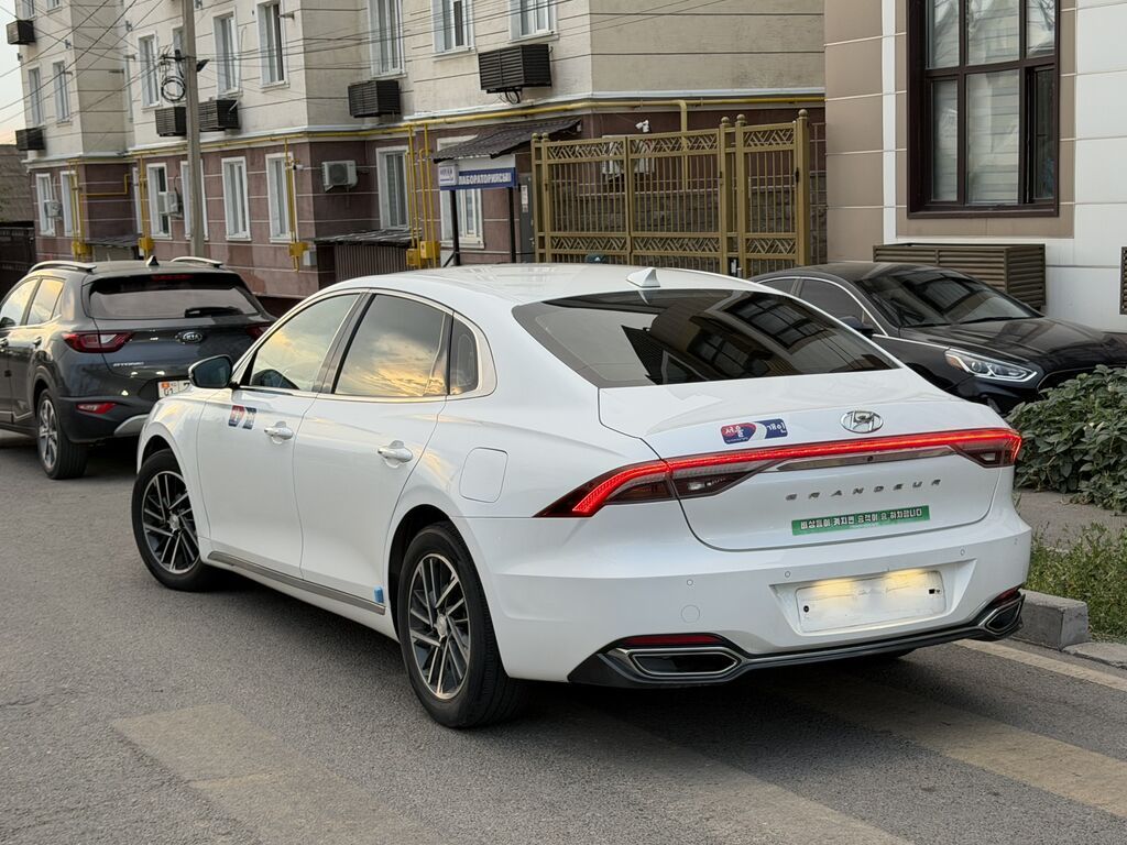 Hyundai Grandeur: 2020 г., 3 л, Автомат: фото 4