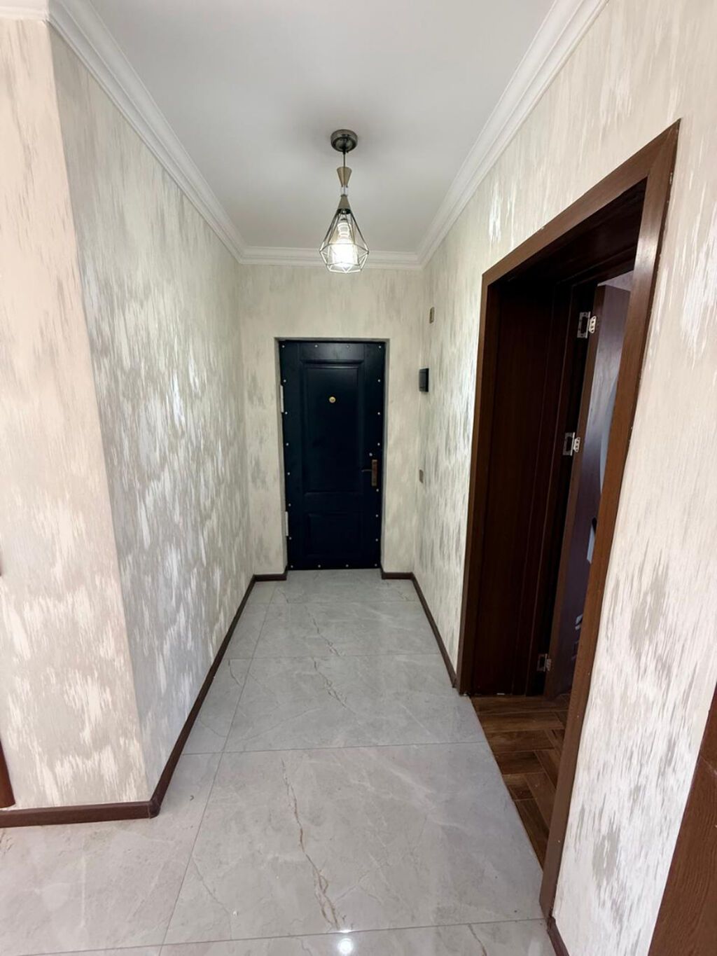 Bakı, 3 otaqlı, Köhnə tikili, 75 kv. m