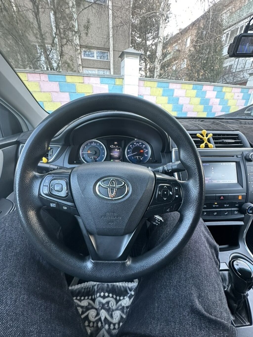 Toyota Camry: 2016 г., 2.5 л, Автомат, Бензин, Седан: фото 1