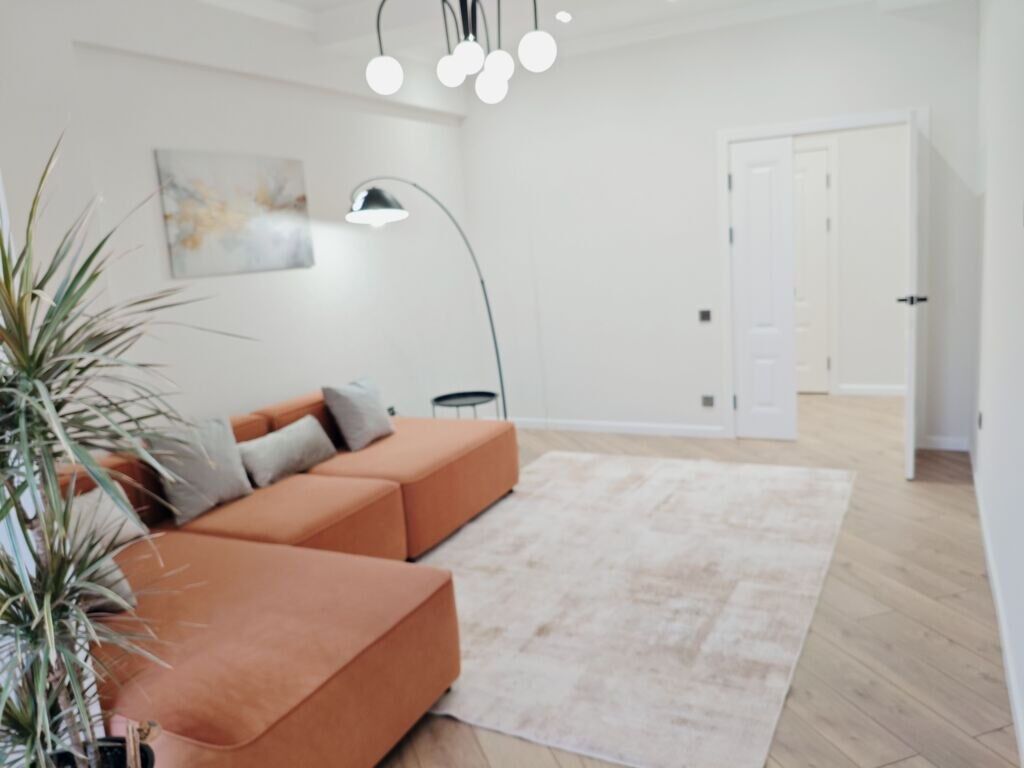2 комнаты, 76 м², Асанбай мкр Элитка, 5 этаж, Дизайнерский ремонт: фото 2