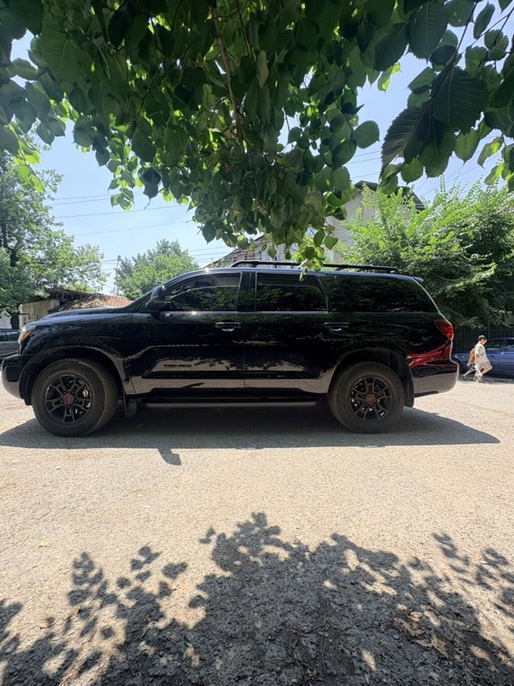 Toyota Sequoia: 2020 г., 5.7 л, Автомат, Бензин, Внедорожник: фото 4