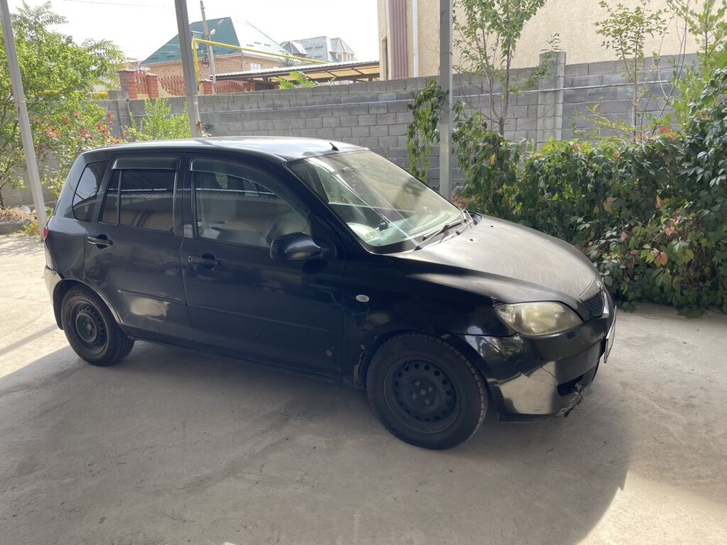 Mazda Demio: 2003 г., Автомат, Бензин, Хэтчбэк: фото 1