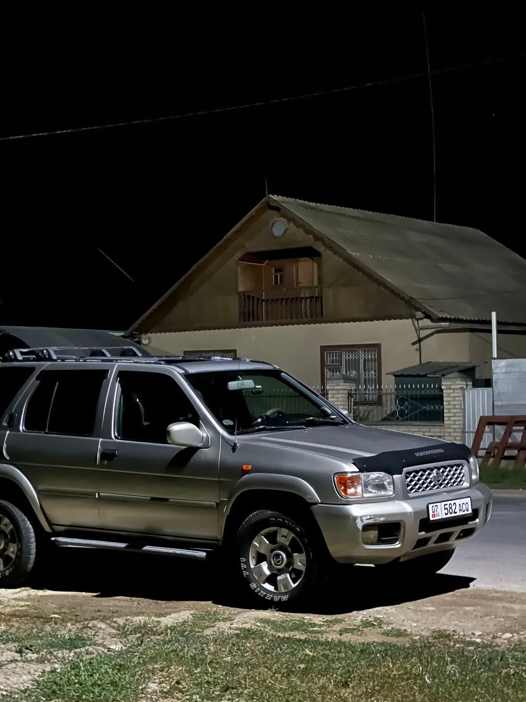 Nissan Pathfinder: 2001 г., 3.5 л, Автомат, Газ, Внедорожник — фото 2