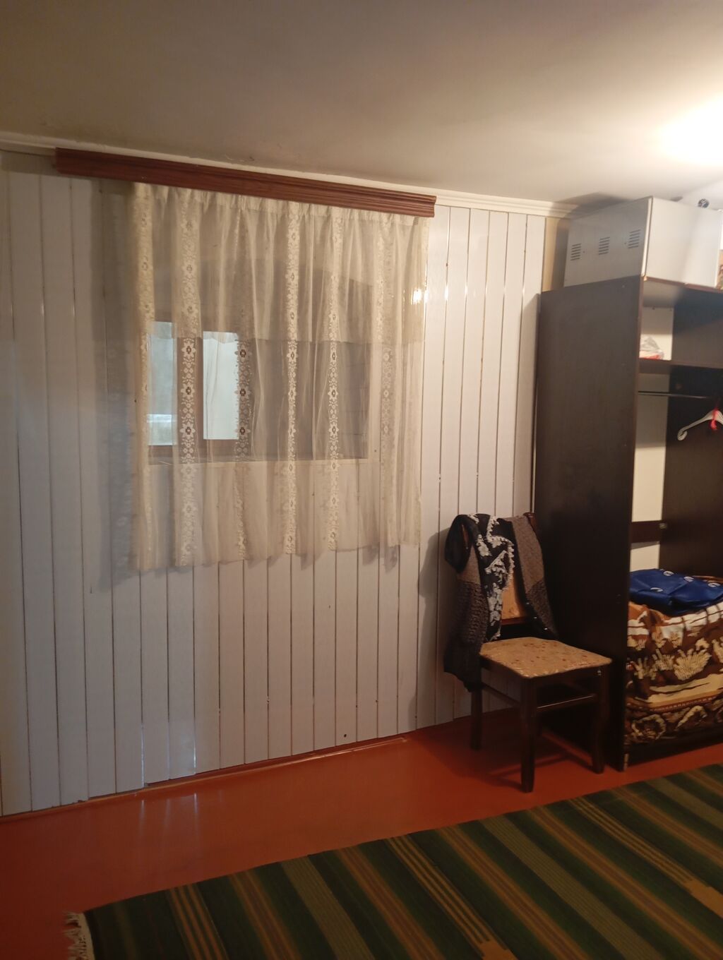 1 otaqlı34 kvm ümumi həyət evi satılir - Ayrı giriş: dəmir qapı