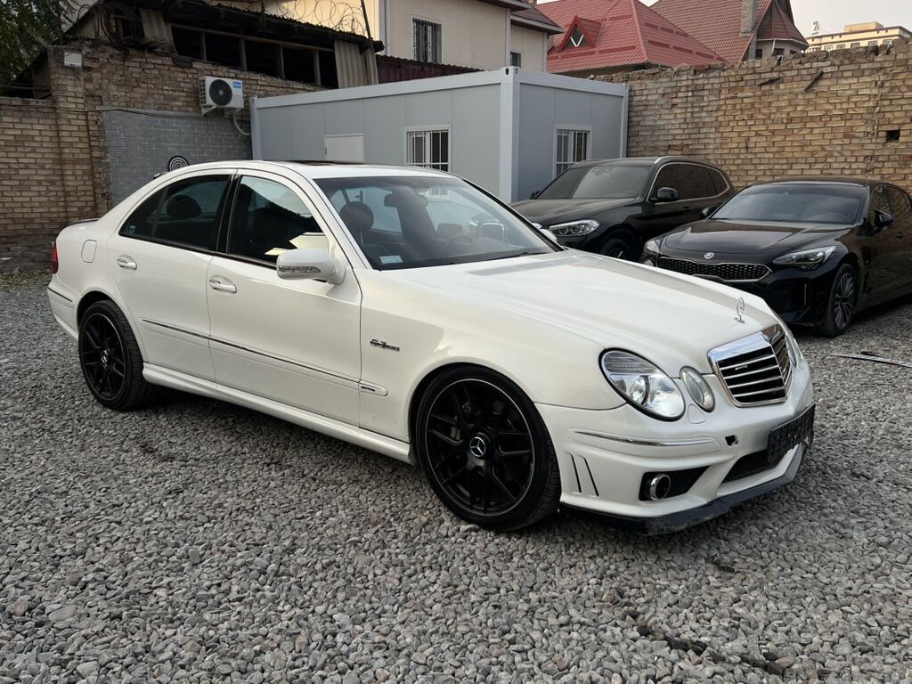 Mercedes-Benz E-Class: 2003 г., 5.5 л, Автомат, Бензин, Седан: фото 3