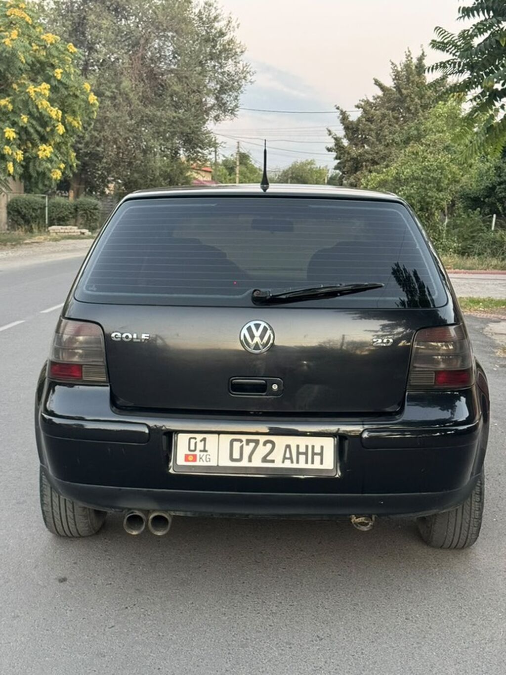 Volkswagen Golf: 2003 г., 2 л, Автомат, Бензин, Хэтчбэк: фото 2