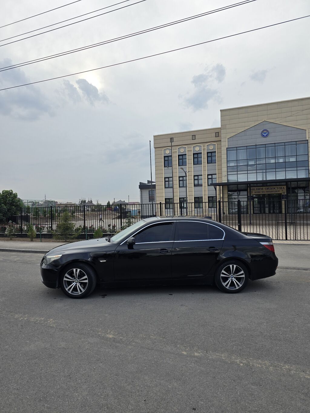 BMW 5 series: 2004 г., 3 л, Автомат, Бензин, Седан: фото 3