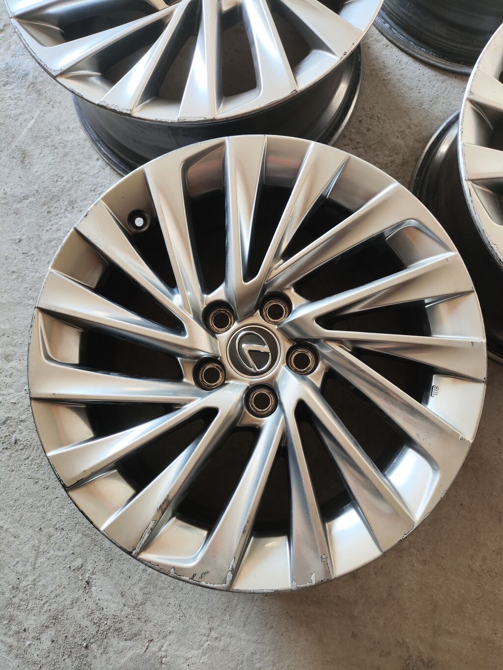 Литые Диски R 18 Lexus, Комплект, отверстий - 5, Б/у: фото 4