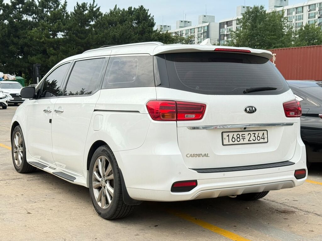 Kia Carnival: 2019 г., 2.2 л, Автомат, Дизель, Минивэн: фото 7