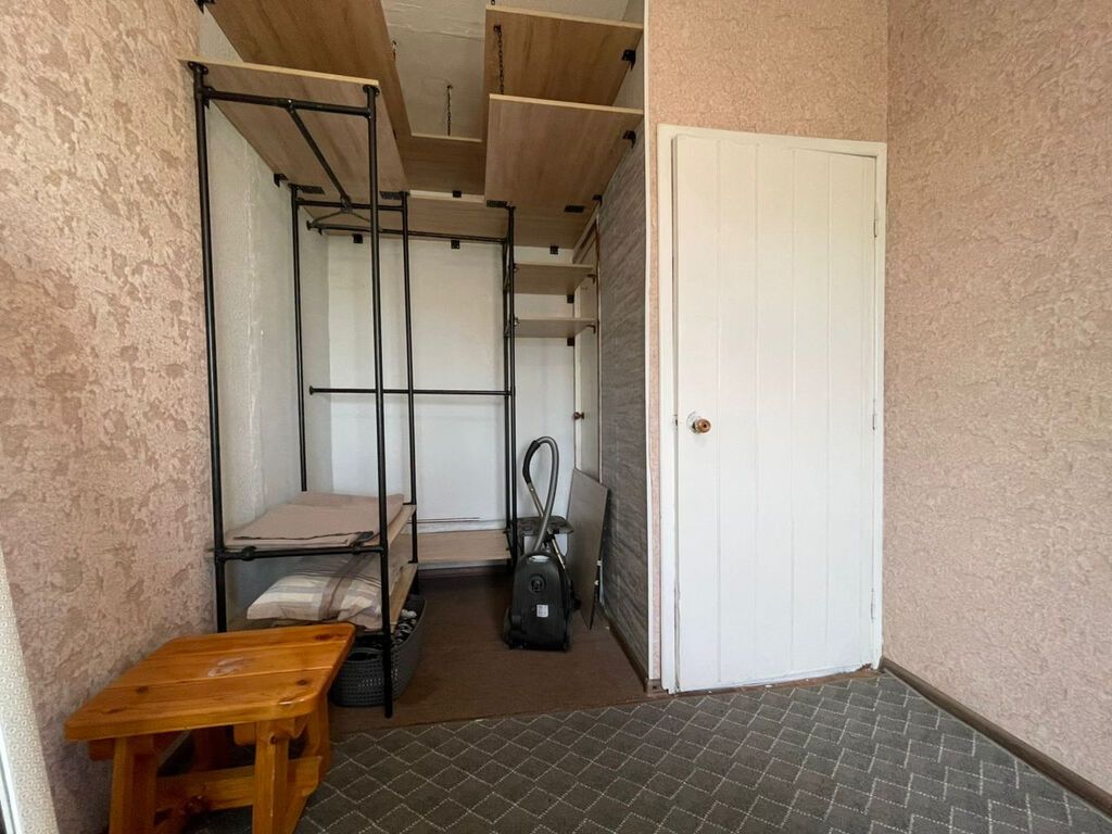3 комнаты, 60 м², Асанбай мкр 106 серия, 9 этаж, Косметический ремонт: фото 5