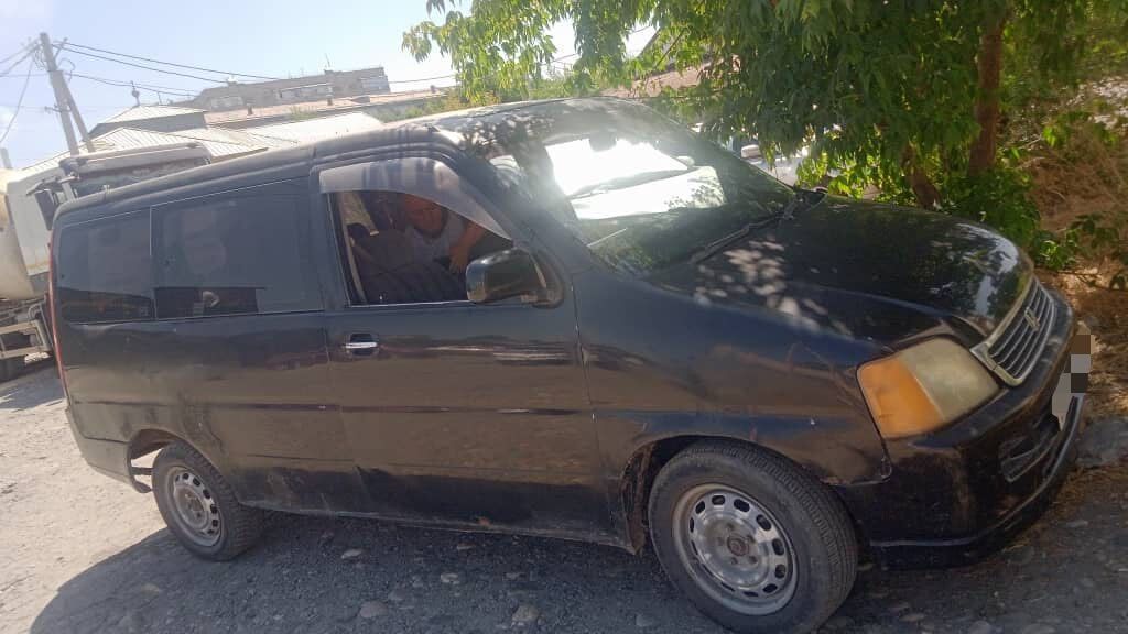 Honda Stepwgn: 1997 г., Минивэн: фото 2